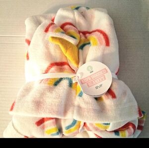 Kids Hooded Blanket/bath Towel with Rainbow Design